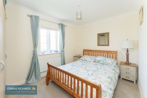 Bedroom- click for photo gallery